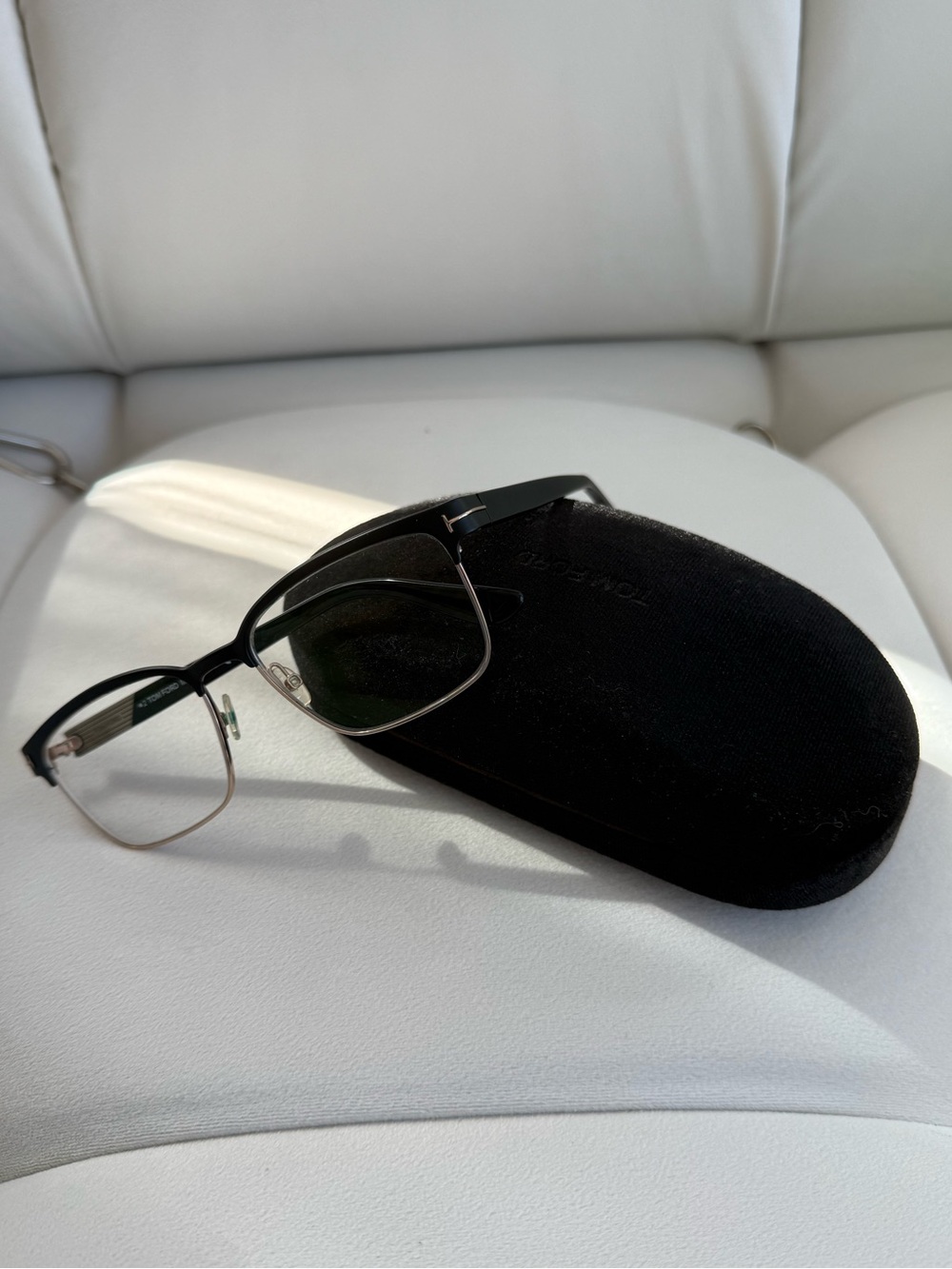 Tom Ford Eyeglasses TF 5323 RETAILS $595